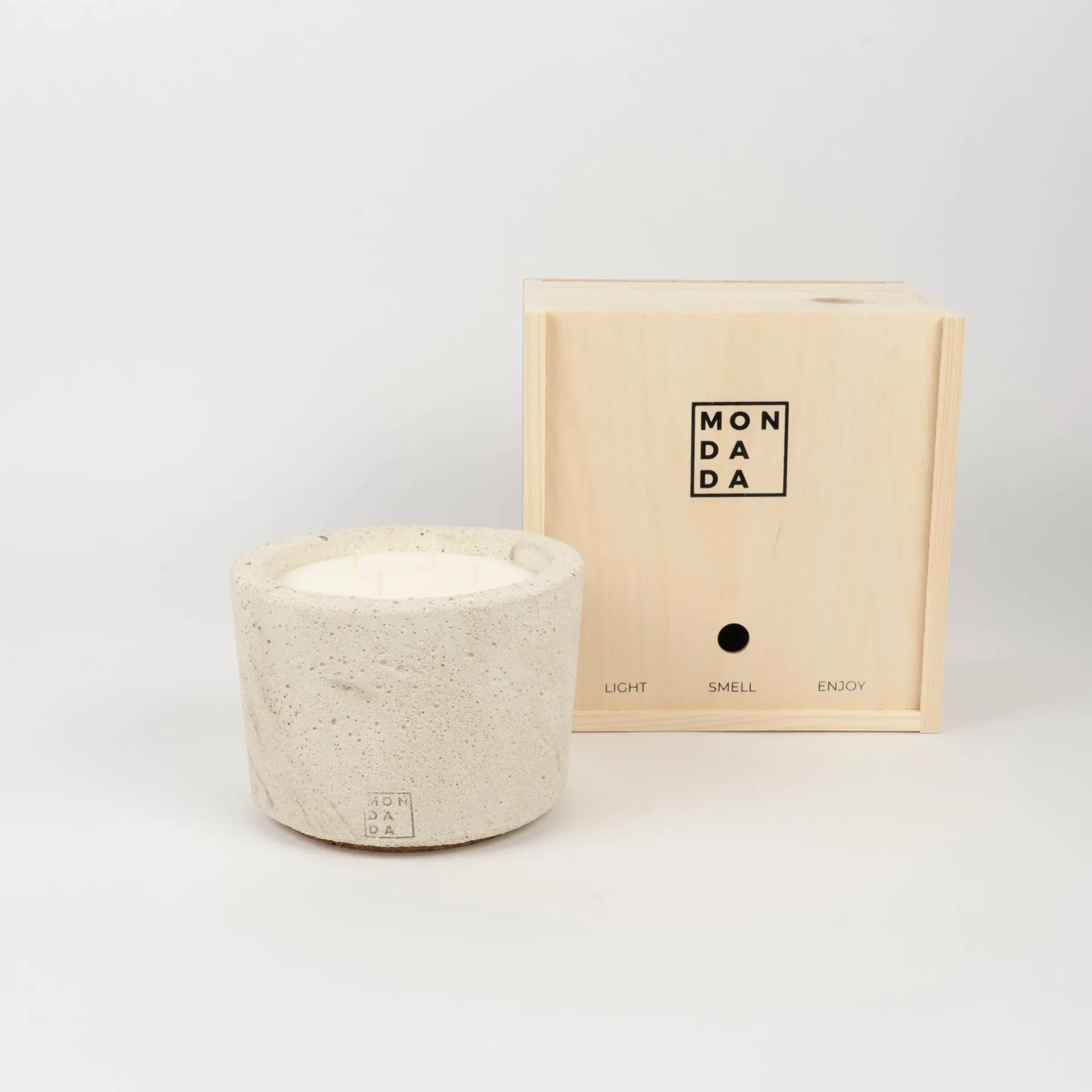 Urban Candle Small Ecru Down To Earth